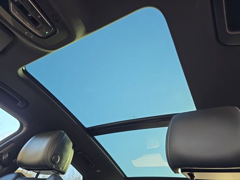 Used 2023 Audi SQ5 Premium Plus w/ Premium Plus Package image 30