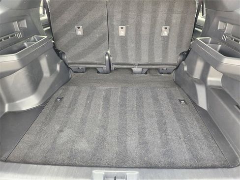 Used 2025 Toyota 4Runner SR5 image 32