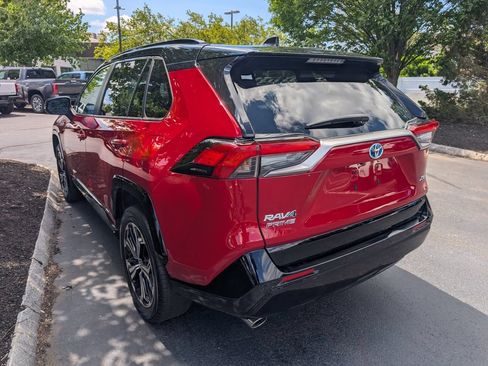 Used 2023 Toyota RAV4 XSE w/ Weather Package AWD/4WD image 5