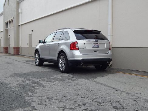 Used 2011 Ford Edge Limited image 5
