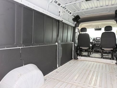 Used 2026 RAM ProMaster 2500 w/ Convenience Group FWD image 11
