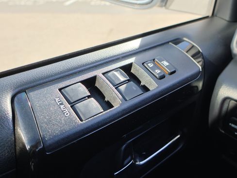 Used 2019 Toyota 4Runner TRD Off-Road Premium image 16