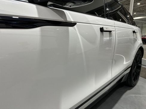 Used 2019 Land Rover Range Rover Velar R-Dynamic HSE AWD/4WD image 18