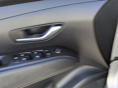 Used 2023 Hyundai Tucson SEL image 16