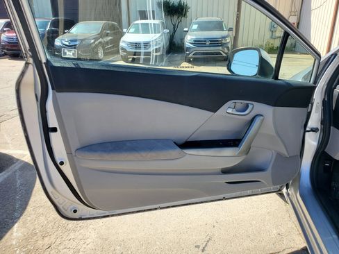 Used 2012 Honda Civic LX image 18