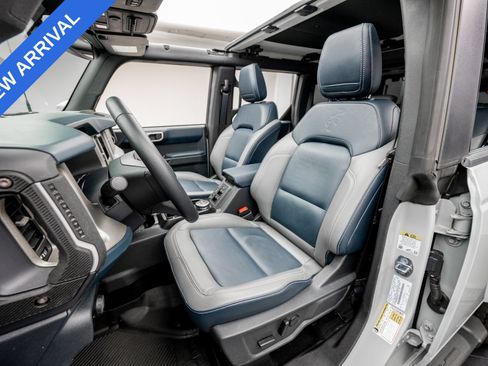 Used 2024 Ford Bronco Outer Banks AWD/4WD image 13