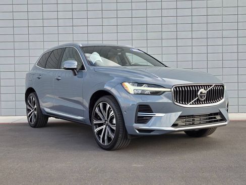 Used 2023 Volvo XC60 T8 Ultimate w/ Climate Package AWD/4WD image 6