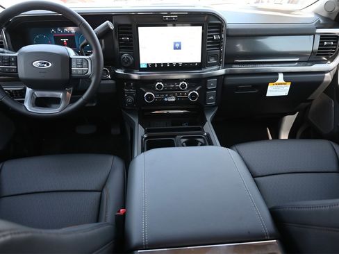 New 2026 Ford F250 Lariat image 31