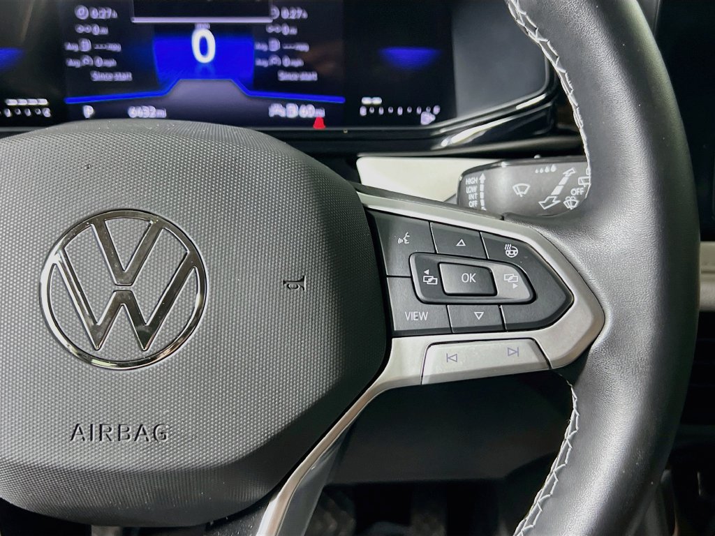 Used 2025 Volkswagen Taos S AWD/4WD image 16