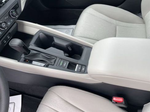 Certified 2024 Honda Accord EX image 18
