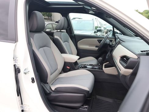 Used 2026 Subaru Forester Premium AWD/4WD image 23