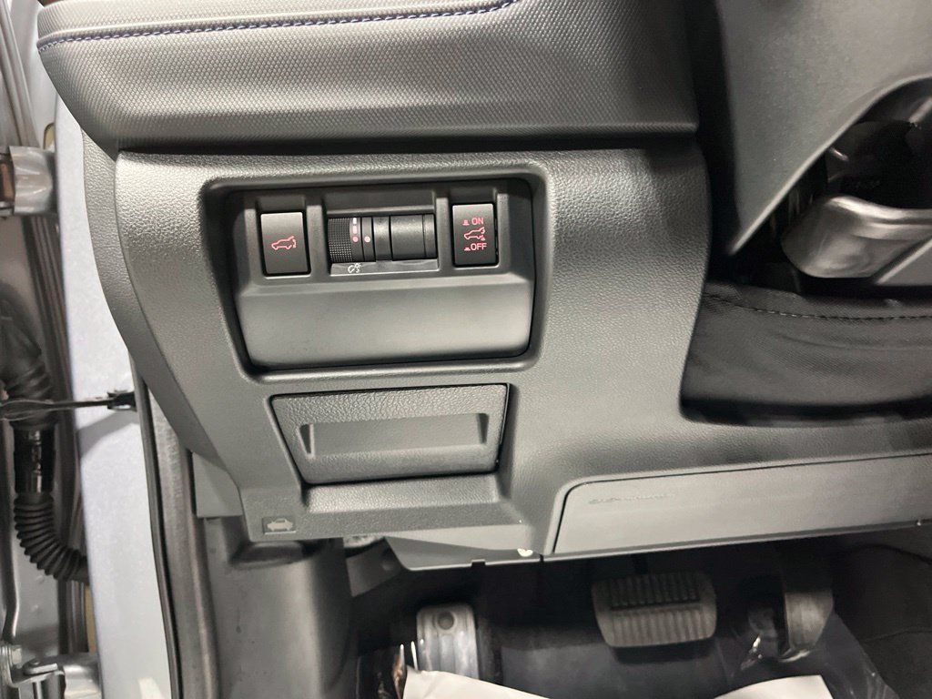 Used 2026 Subaru Forester Premium AWD/4WD image 15