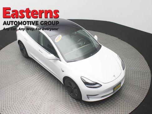Used 2018 Tesla Model 3 Long Range AWD/4WD image 3