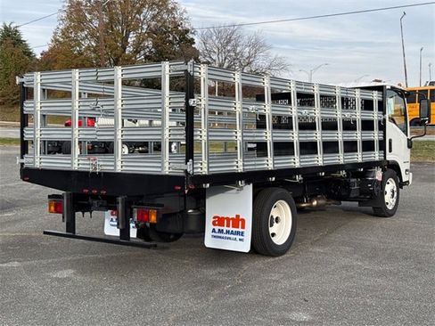 New 2025 Chevrolet Low Cab Forward image 4