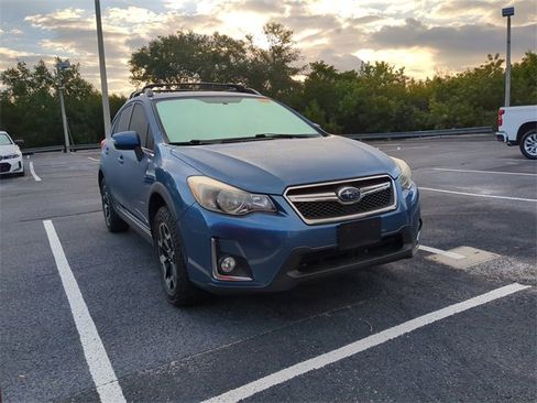 Used 2017 Subaru Crosstrek 2.0i Limited image 7