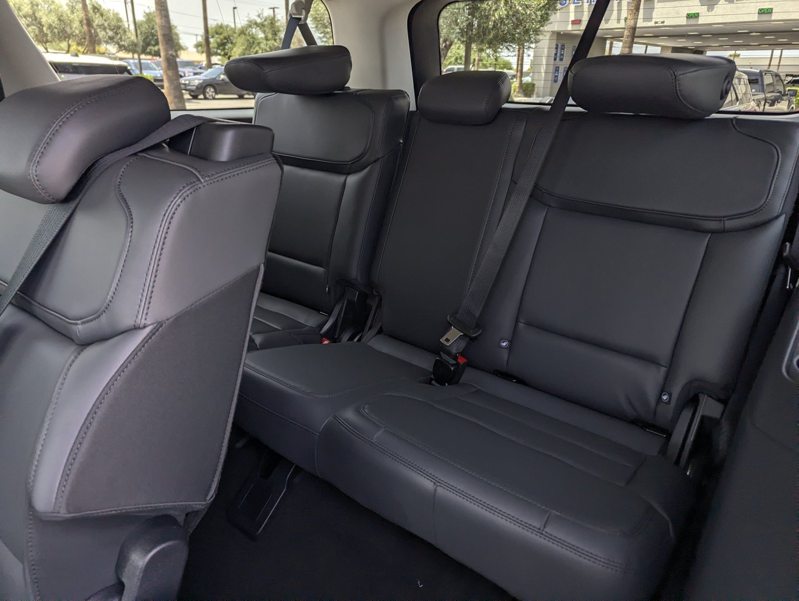 New 2027 Ford Expedition Max Active RWD image 9