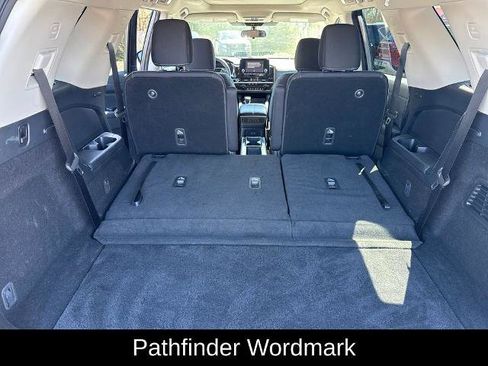 Certified 2023 Nissan Pathfinder SV w/ SV Premium Package AWD/4WD image 21
