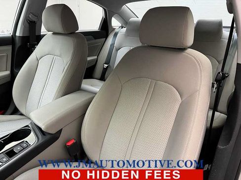 Used 2019 Hyundai Sonata SEL w/ Tech Package 02 FWD image 13