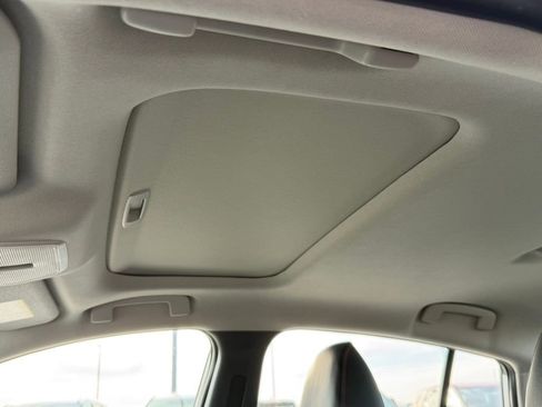 New 2026 Nissan Sentra SR w/ SR Premium Package FWD image 32