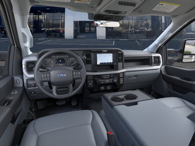 New 2026 Ford F550 4x4 Regular Cab Super Duty image 11