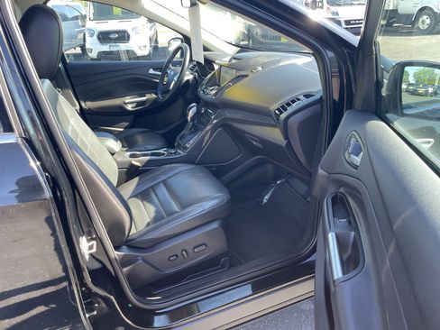 Used 2016 Ford Escape Titanium AWD/4WD image 30