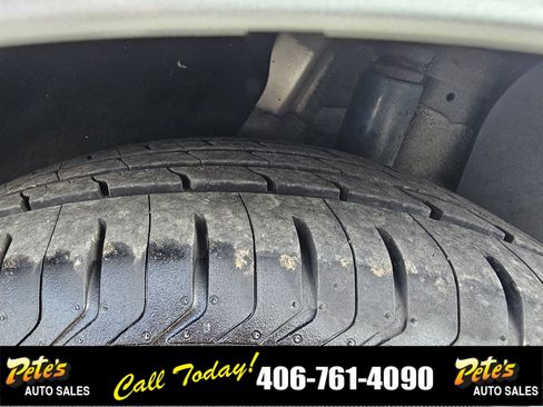 Used 2020 Hyundai Elantra SE image 11