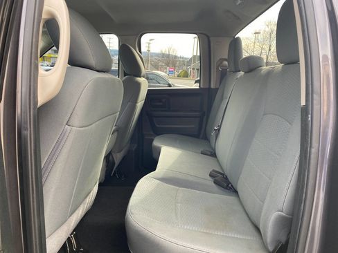 Used 2018 RAM 1500 Express w/ Express Value Package image 20