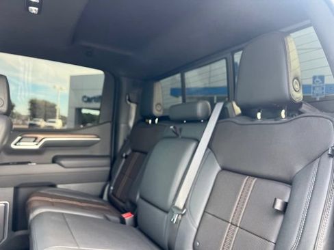 Used 2025 Chevrolet Silverado 1500 High Country w/ Midnight Edition AWD/4WD image 24