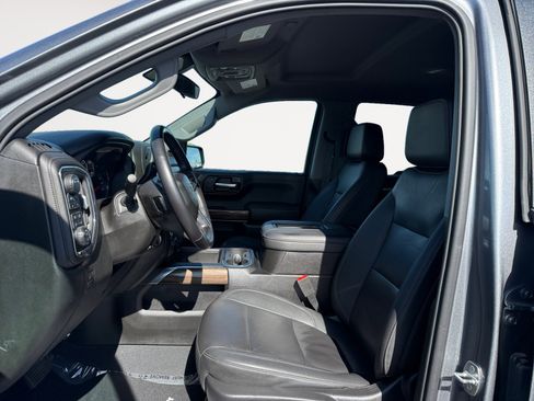 Used 2021 Chevrolet Silverado 1500 LT Trail Boss w/ Convenience Package II image 10