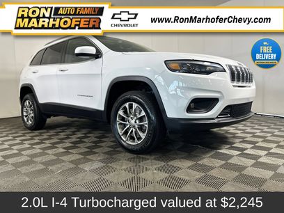 Used 2019 Jeep Cherokee Latitude Plus w/ Comfort/Convenience Group