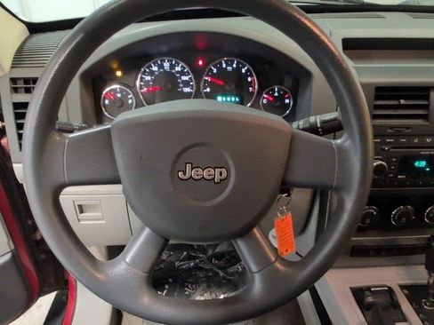 Used 2008 Jeep Liberty Sport image 15