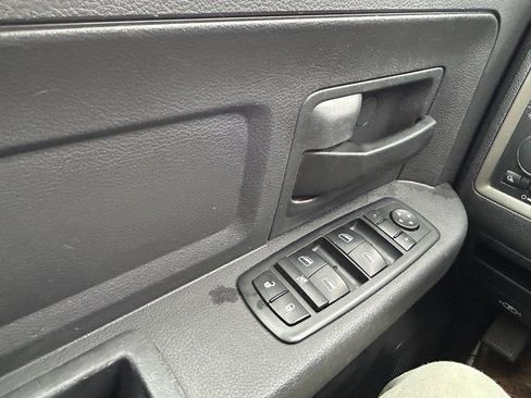 Used 2011 RAM 1500 ST w/ SXT Appearance Group AWD/4WD image 23