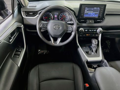 Used 2021 Toyota RAV4 XLE Premium AWD/4WD image 22