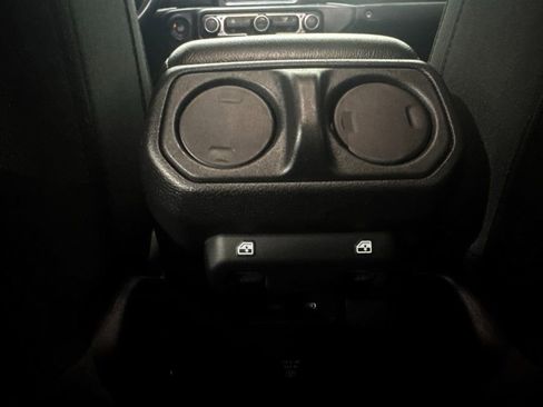 Used 2021 Jeep Gladiator Willys image 37