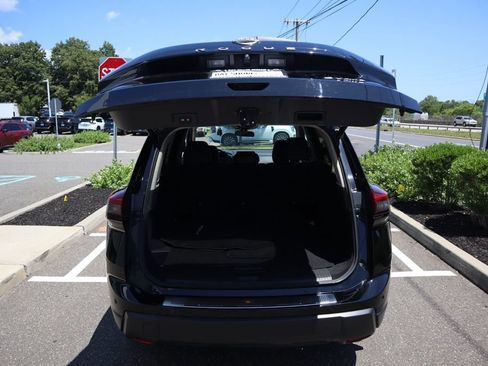 Certified 2024 Nissan Rogue SV w/ SV Premium Package AWD/4WD image 31