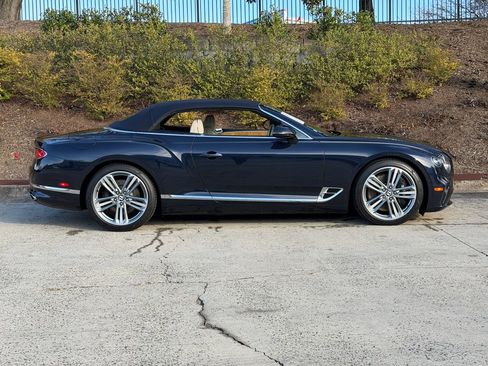 Used 2023 Bentley Continental GT Mulliner image 7