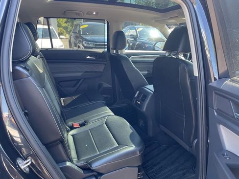 Certified 2022 Volkswagen Atlas SEL AWD/4WD image 14
