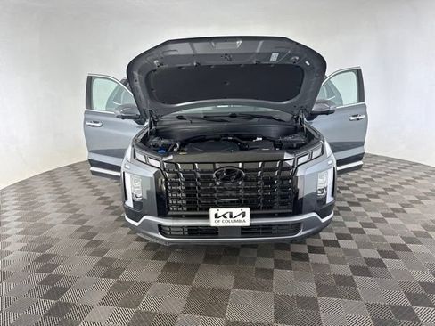 Used 2023 Hyundai Palisade Limited w/ Cargo Package FWD image 13