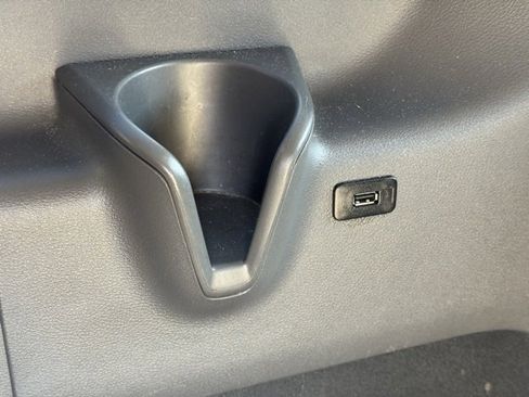 Used 2023 Ford Transit 350 XLT image 18