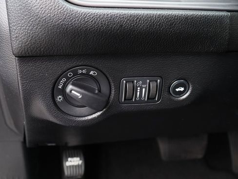 Used 2023 Dodge Challenger GT RWD image 12