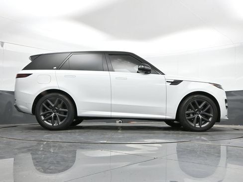 Used 2025 Land Rover Range Rover Sport Dynamic SE AWD/4WD image 41