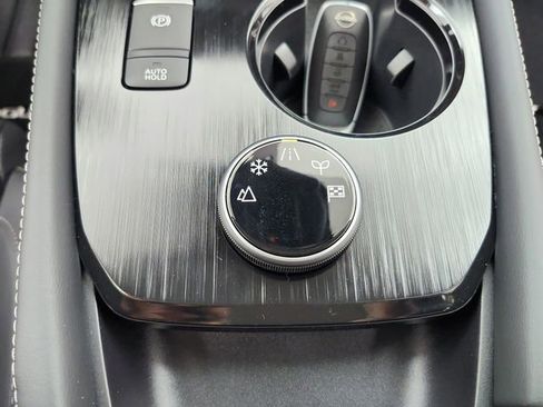 New 2026 Nissan Rogue Platinum w/ Platinum Premium Package image 31