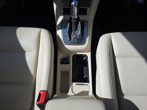 Used 2012 Volkswagen Tiguan S AWD/4WD image 14