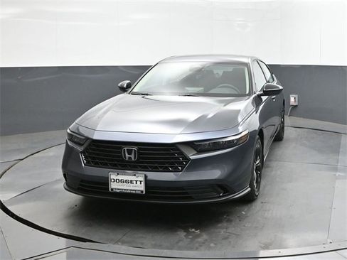 New 2025 Honda Accord SE image 30