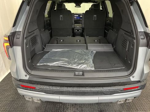 New 2026 Chevrolet Traverse LT w/ Sun and Wheel Package image 25