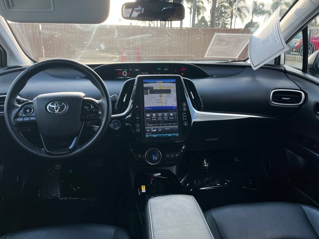 Used 2021 Toyota Prius Prime XLE w/ Carpet Mat Package (TMS) FWD image 12