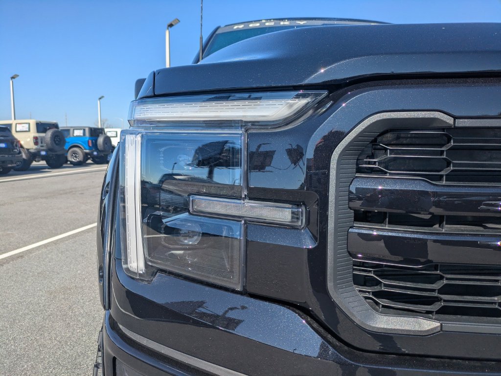 New 2026 Ford F150 Lariat w/ Equipment Group 502A High AWD/4WD image 10