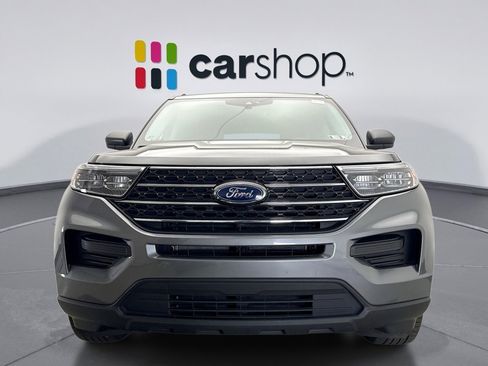Used 2023 Ford Explorer XLT image 8