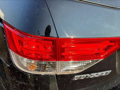 Used 2016 Honda Odyssey EX-L image 18