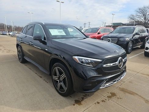 New 2025 Mercedes-Benz GLC 350e 4MATIC image 2
